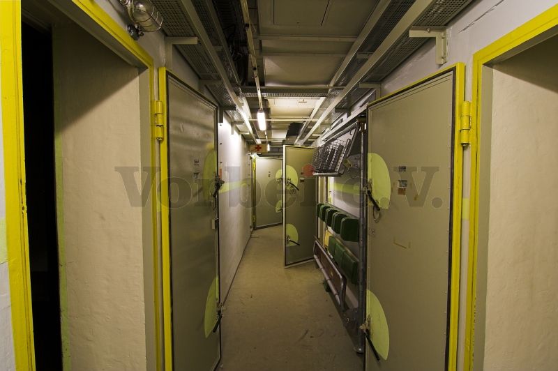 - gsvbw 0715 - Virtuelles GSVBw-Museum: Kennzeichnung durch lumineszierende Farben - Bunker