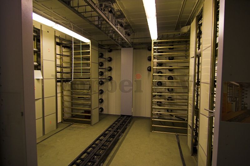 Von der DBP genutzter Betriebsraum: Kabelaufteilungsraum (Raum 4) im Fernmeldebetriebsgebäude.