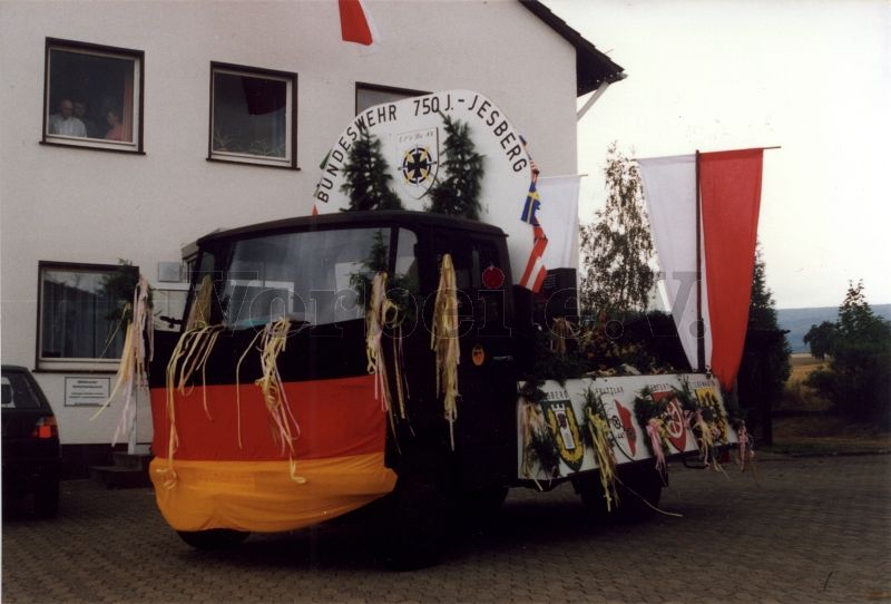Die GSVBw 45 beteiligte sich mit einem Festwagen am 750jährigen Jubiläum der Gemeinde Jesberg.