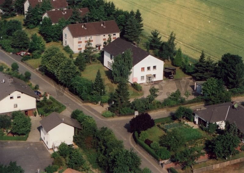 Luftbildaufnahme der Bundeswehr vom Unterkunftsgebäude (Objekt 2) der GSVBw 45.