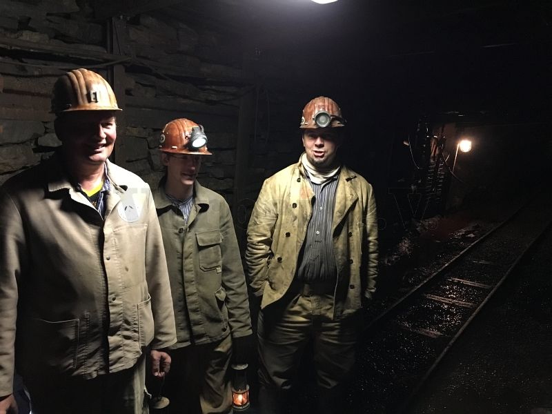 Bergleute im Deister: Während der beeindruckenden Grubenfahrt werden interessante Informationen über den Deisterbergbau vermittelt.