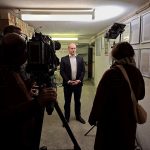 RTL-Nord-Redakteurin Merle Upmann-Schiller im Interview mit Lukas Czeszak aus dem Referat Katastrophenschutz des Niedersächsischen Innenministeriums in unserer "Ausstellungsschleuse". RTL-Nord-Redakteurin Merle Upmann-Schiller im Interview mit Lukas Czeszak aus dem Referat Katastrophenschutz des Niedersächsischen Innenministeriums in unserer "Ausstellungsschleuse".