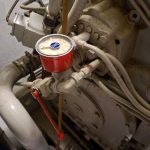 Druckluftverteiler am Dieselmaschinensatz Nr. 1: Im Notstartbetrieb stellt dieser Verteiler die gezielten Steuerung der Druckluft sicher. Eine von der Motorwelle angetriebene Ventilscheibe verteilte die unter Druck stehende Luft je nach Stellung des Motors auf die einzelnen Brennr&auml;ume. Durch das zeitlich exakt abgestimmte Einleiten der Druckluft wurde eine Drehbewegung der Kurbelwelle erzeugt, die das Anlaufen des Dieselmotors erm&ouml;glichte.